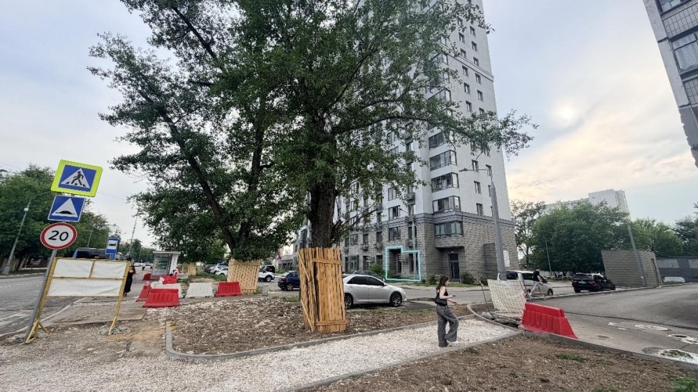 Продажа торгового помещения Жилое здание 