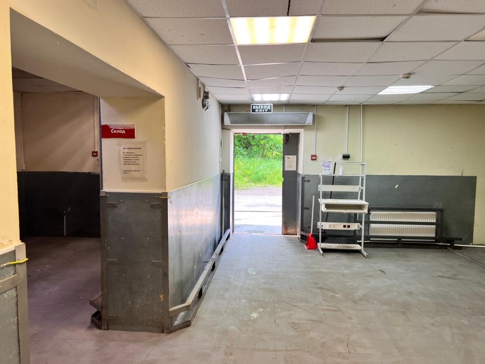 Аренда торгового помещения Жилой дом 