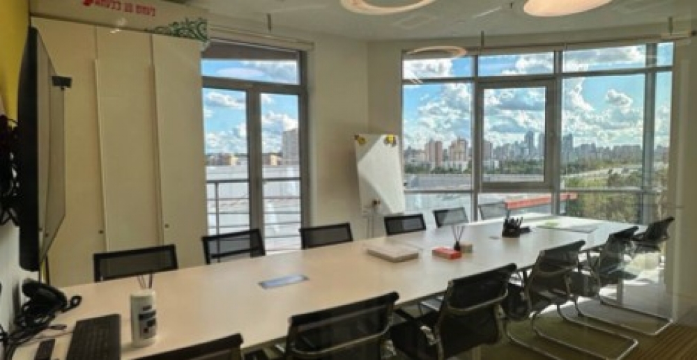 Аренда офиса Деловой комплекс «Poklonka Place»