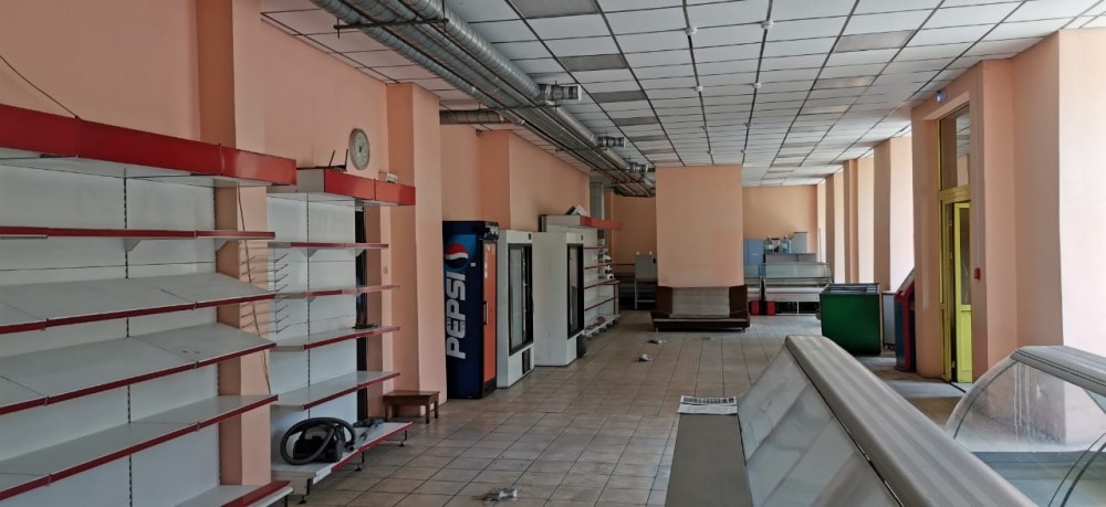 Аренда торгового помещения Жилое здание 