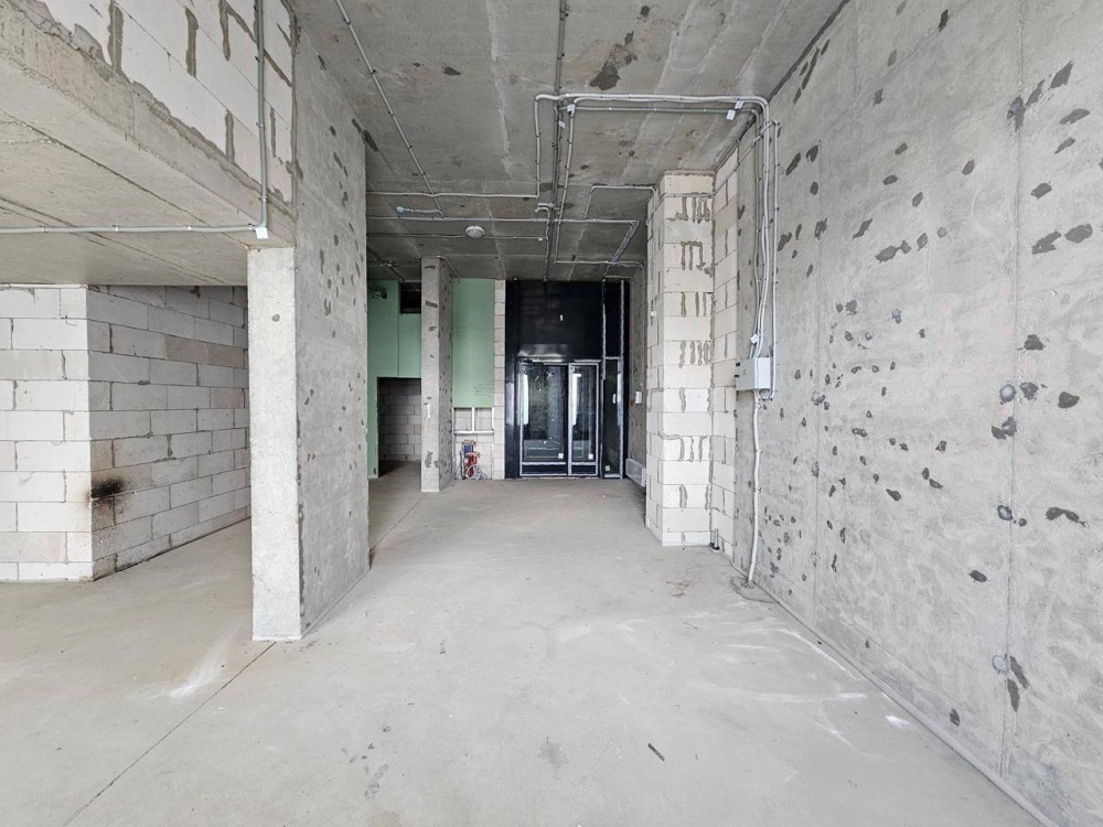 Аренда торгового помещения Жилое здание 