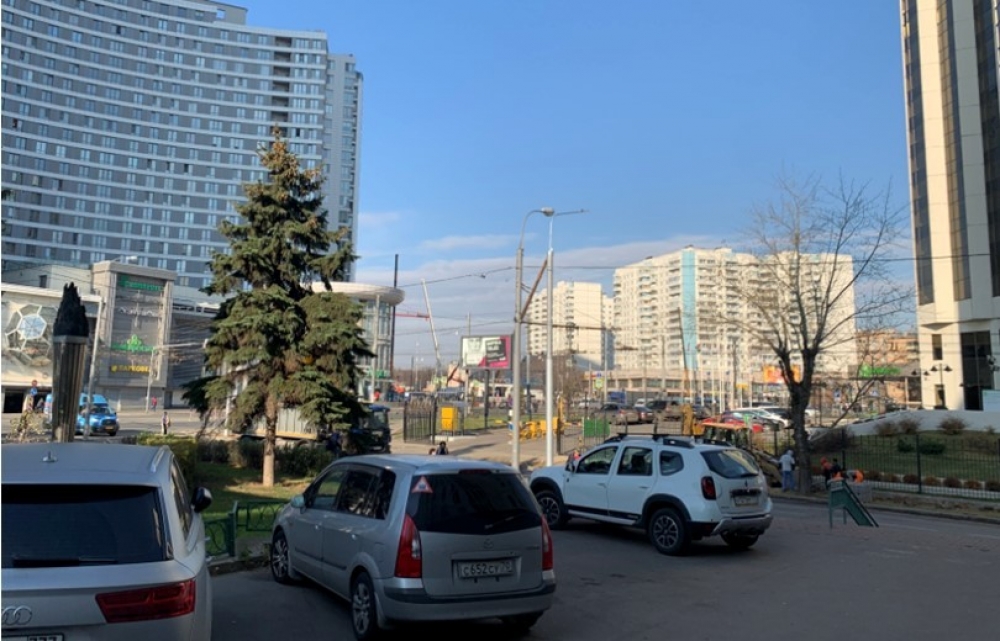 Аренда торгового помещения Жилое здание 