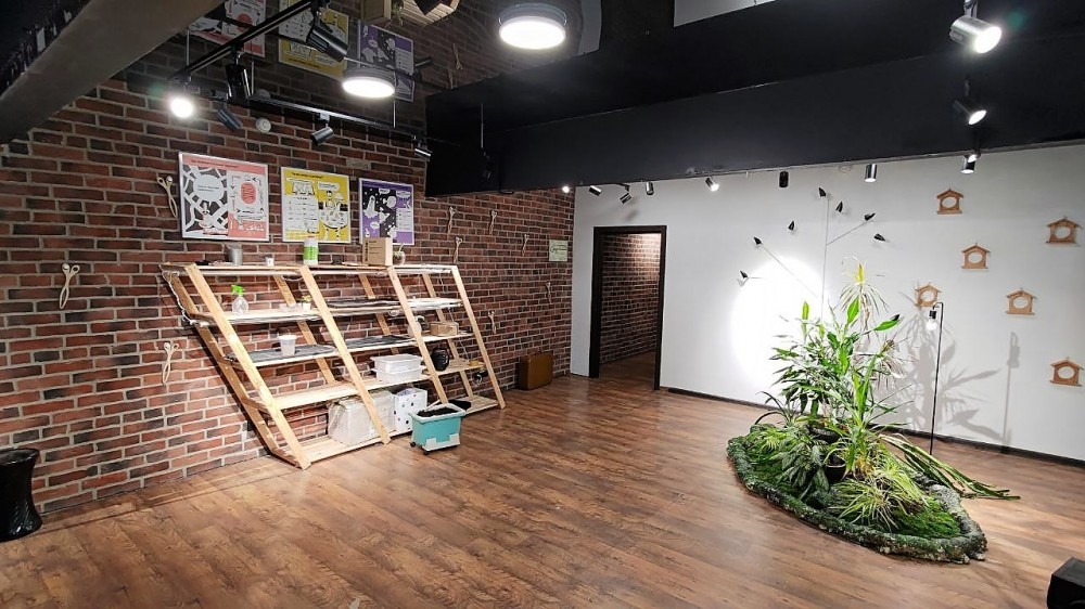 Аренда торгового помещения Жилое здание 