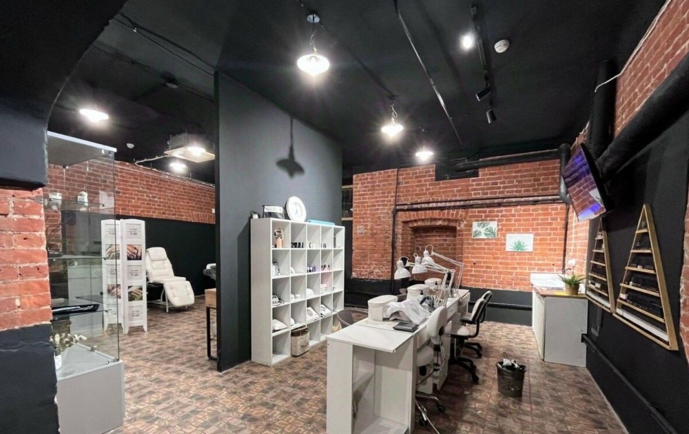 Аренда торгового помещения Жилое здание 