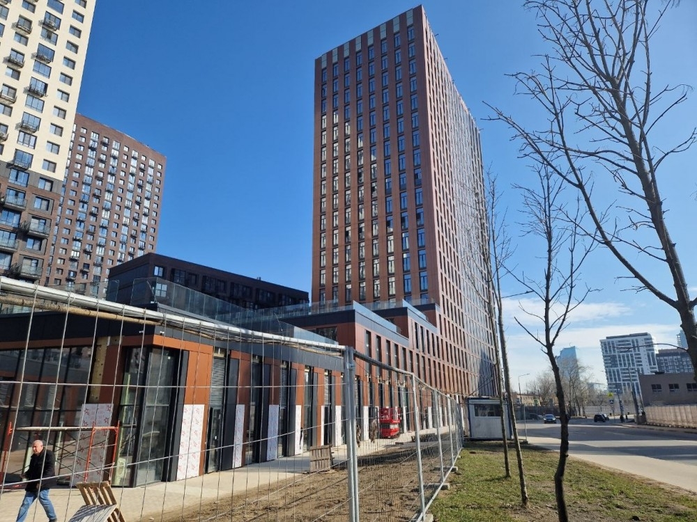 Продажа торгового помещения Бизнес - центр 