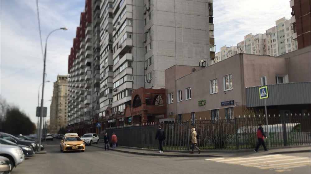 Аренда торгового помещения Жилое здание 