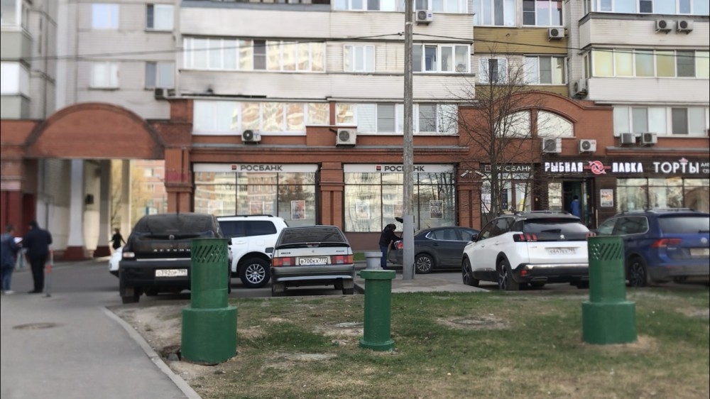 Аренда торгового помещения Жилое здание 