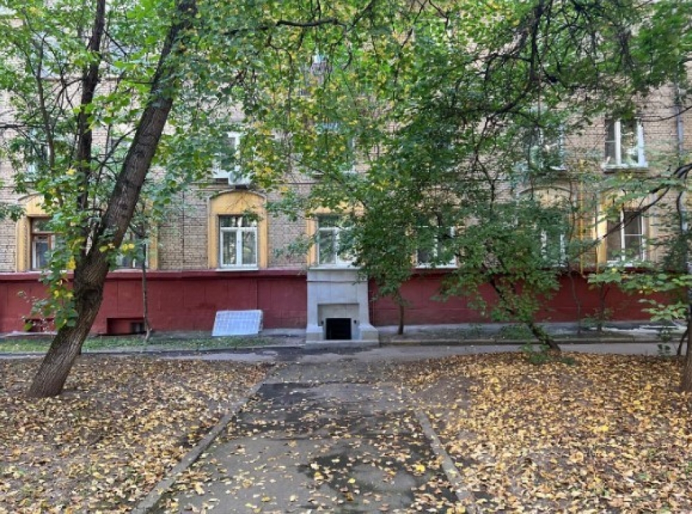 Аренда торгового помещения Жилое здание 