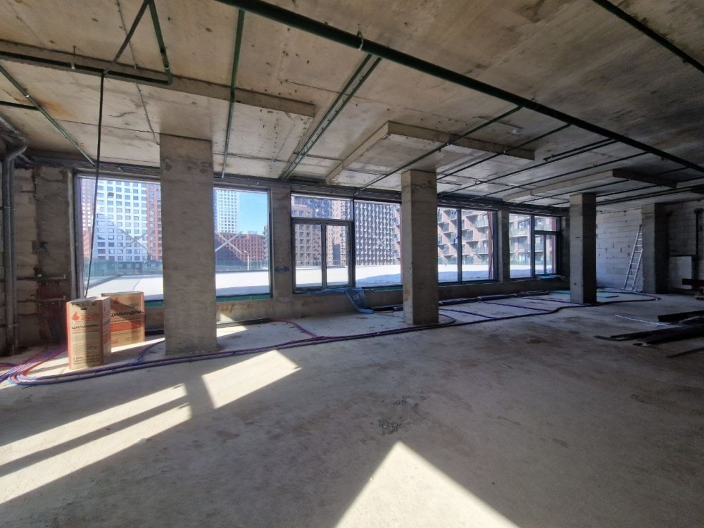 Продажа торгового помещения Бизнес - центр 