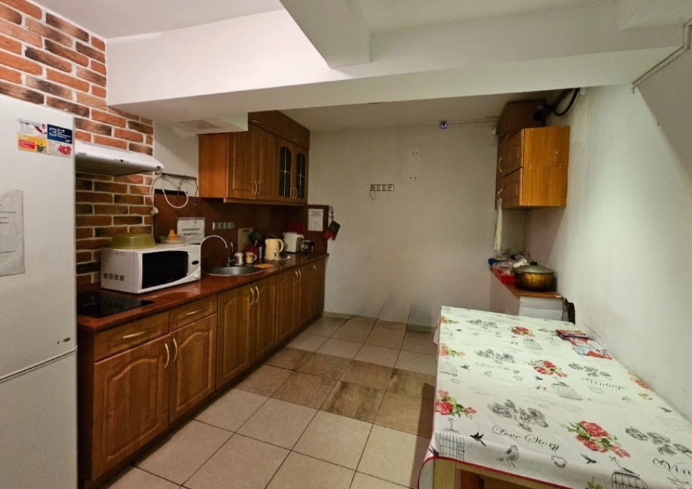 Продажа торгового помещения Жилой дом