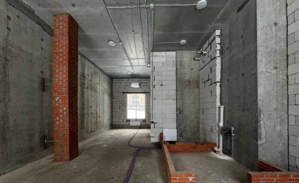 Продажа торгового помещения Жилое здание 