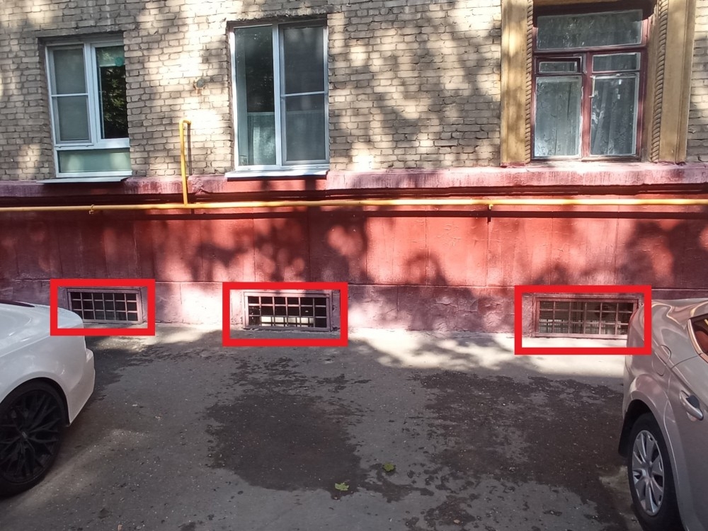 Продажа торгового помещения Жилое здание 