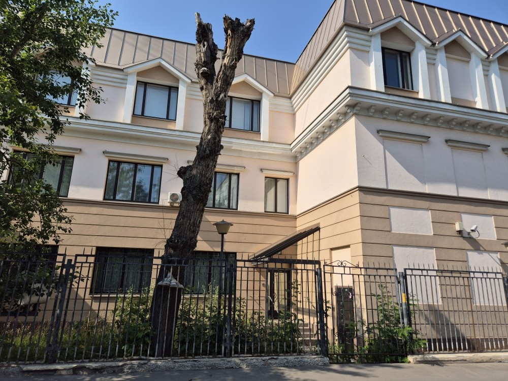 Аренда офиса Административное Здание на 1й Линии