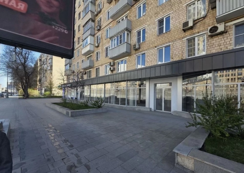 Продажа торгового помещения ЖК 