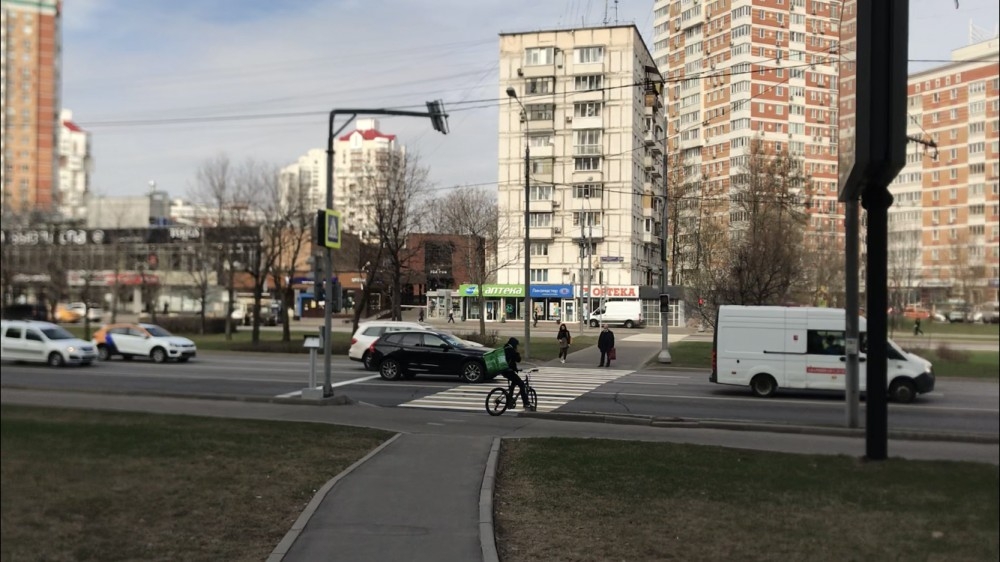 Аренда торгового помещения Жилое здание 