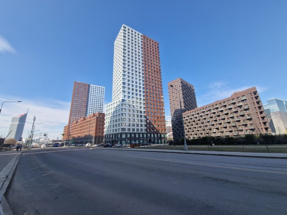 Продажа торгового помещения Бизнес - центр 