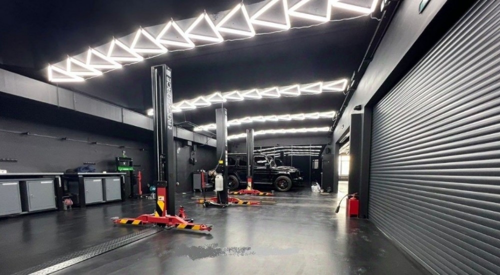 Аренда торгового помещения Бизнес-центр «Автомолл»