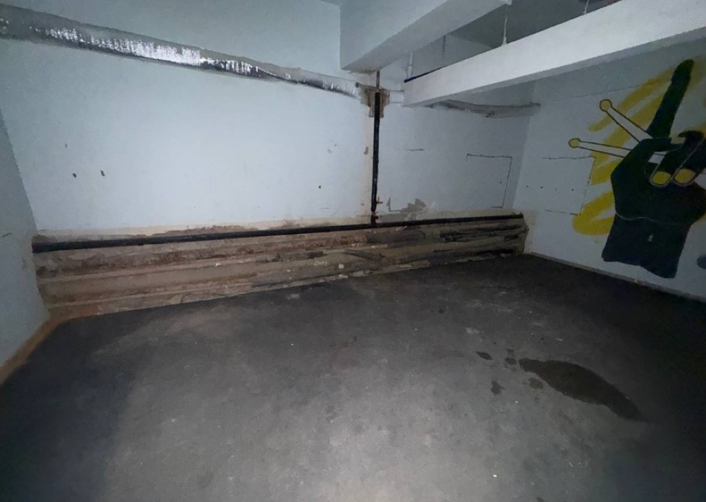 Аренда торгового помещения Жилое здание 