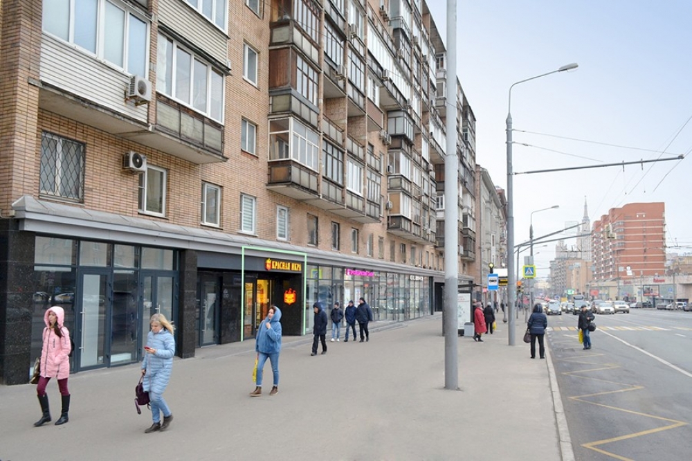 Продажа торгового помещения Жилое здание 