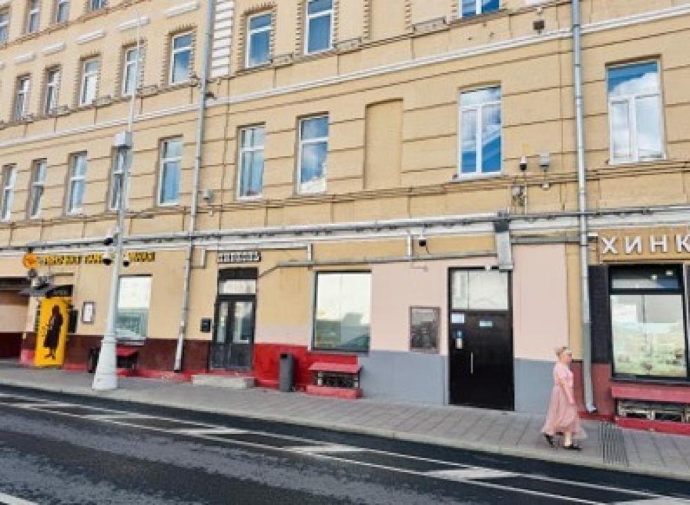 Аренда торгового помещения Жилое здание 