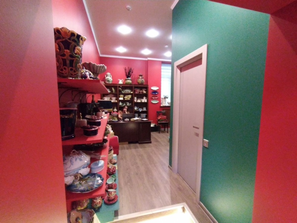 Аренда торгового помещения Жилое здание 