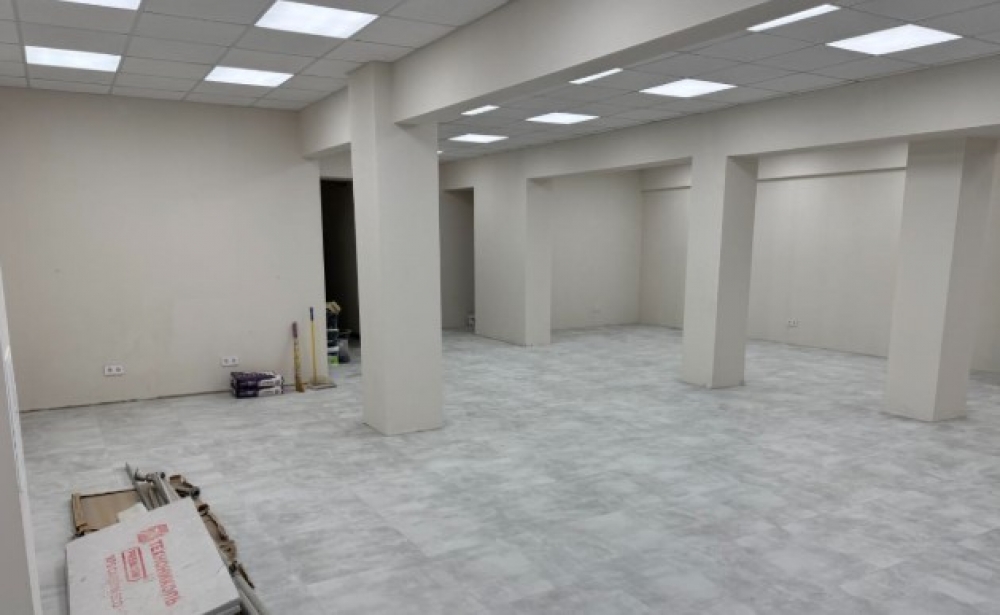 Аренда торгового помещения Жилое здание 