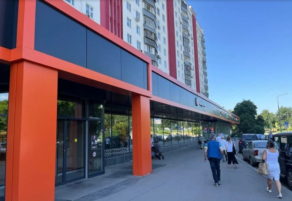 Аренда торгового помещения Жилой дом 