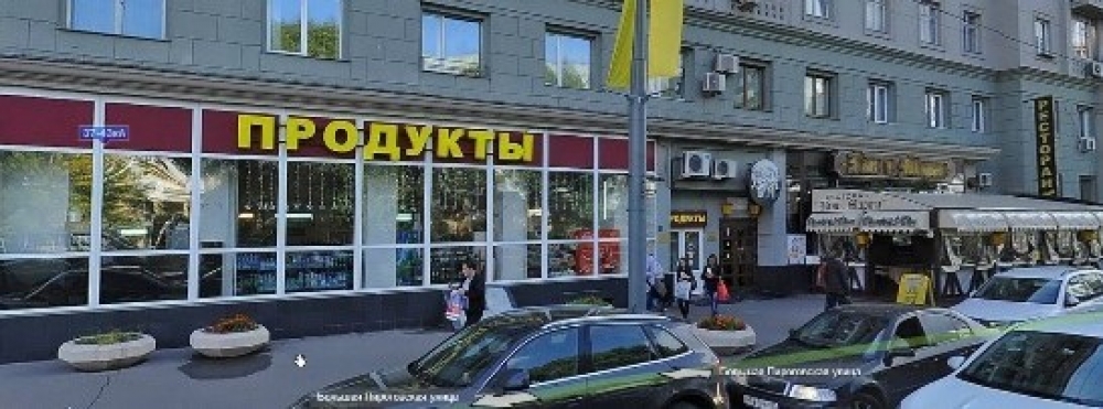 Аренда торгового помещения Жилое здание 