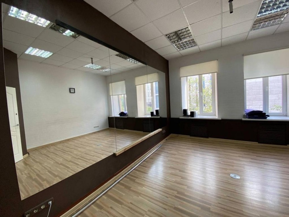 Арендный бизнес Административное здание «Цветной 19 с5»