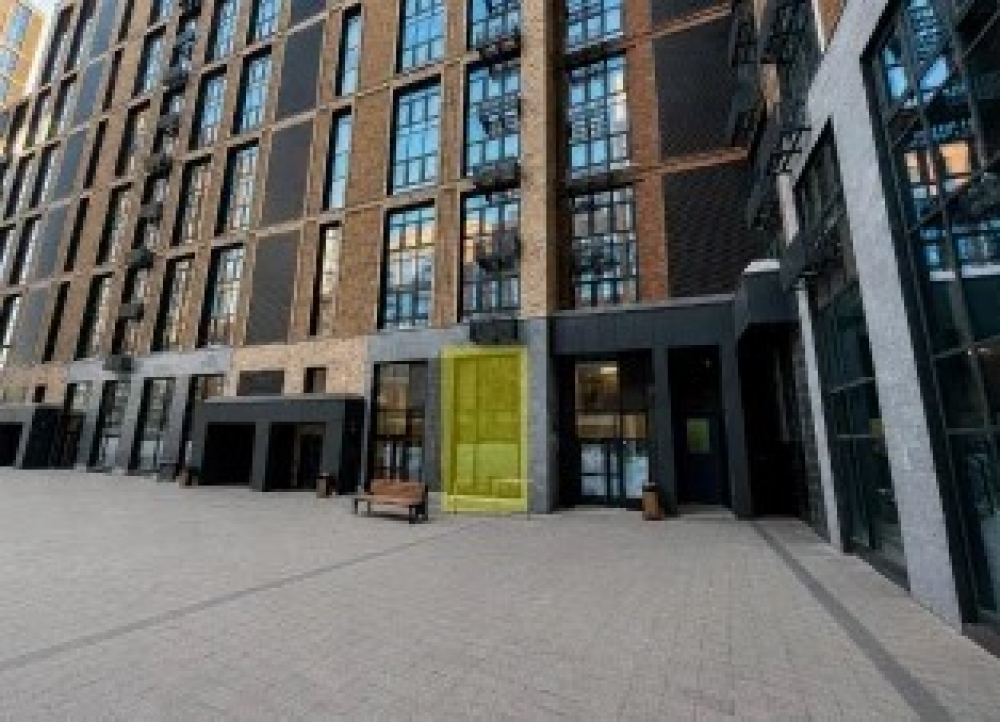 Продажа торгового помещения Жилое здание 