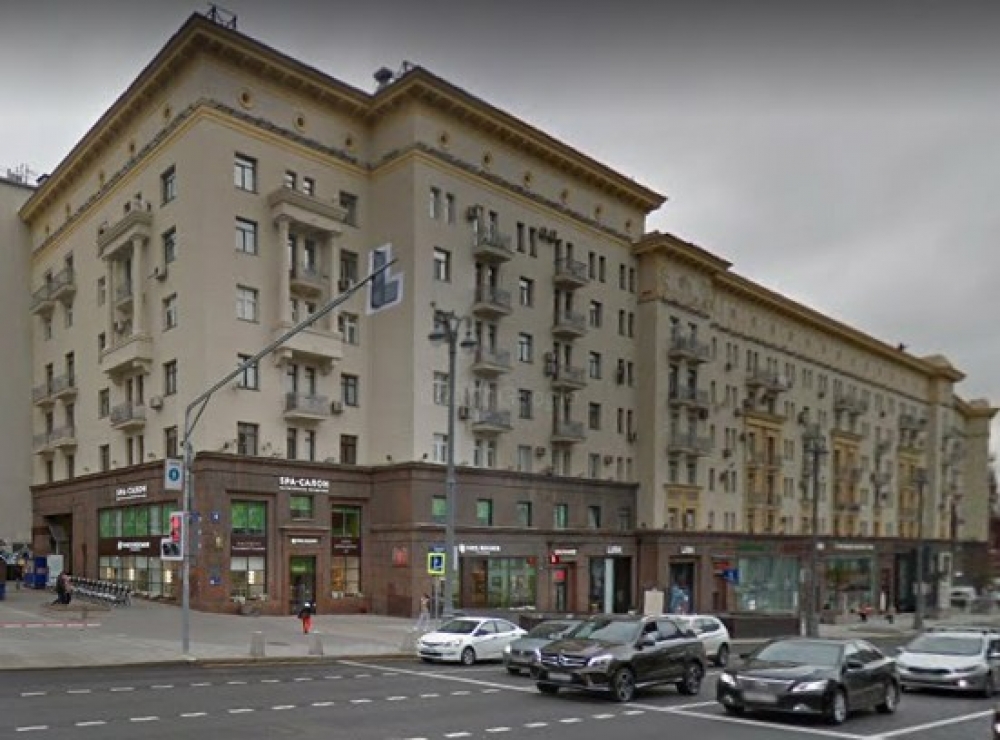 Аренда торгового помещения Жилое здание 