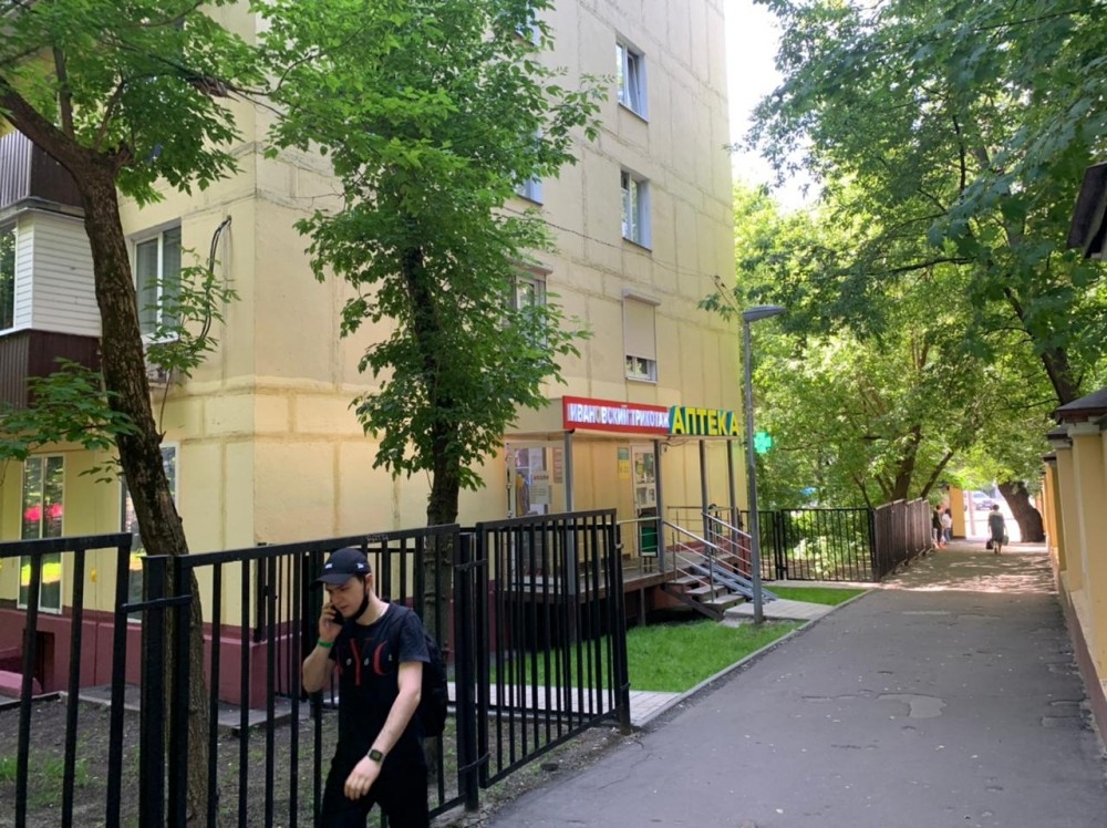 Аренда торгового помещения Жилое здание 