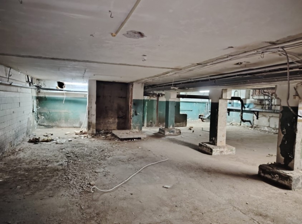 Продажа торгового помещения Жилое здание 