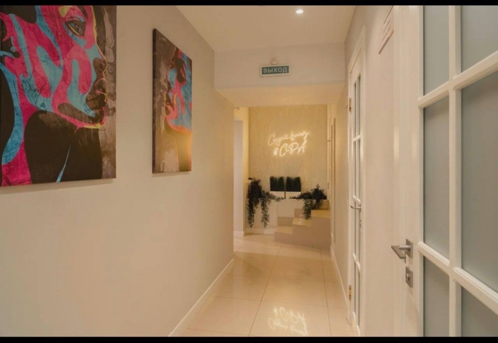 Аренда торгового помещения Жилое здание 