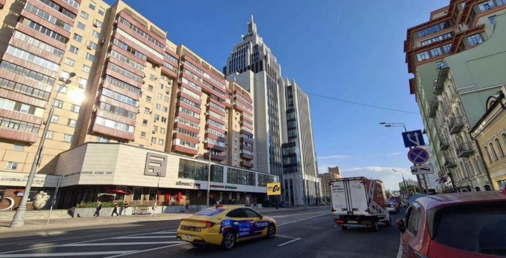 Аренда торгового помещения Жилое здание 