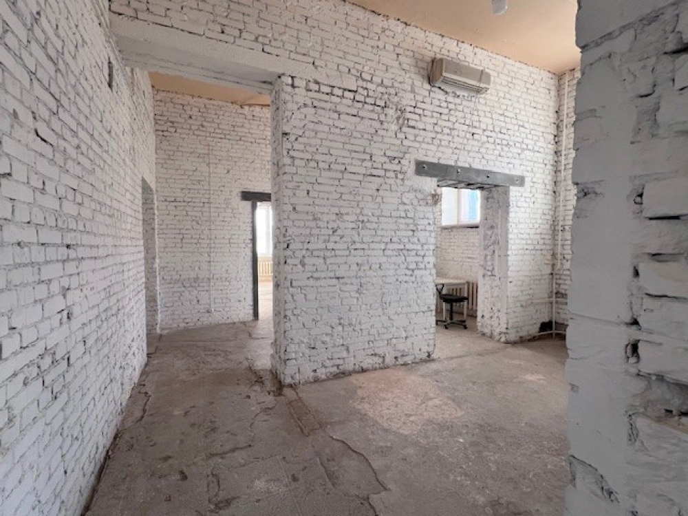 Аренда торгового помещения Жилое здание на Ленинском проспекте