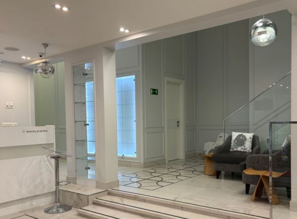 Продажа торгового помещения ЖК 