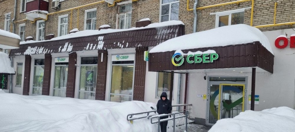 Аренда торгового помещения Жилое здание 