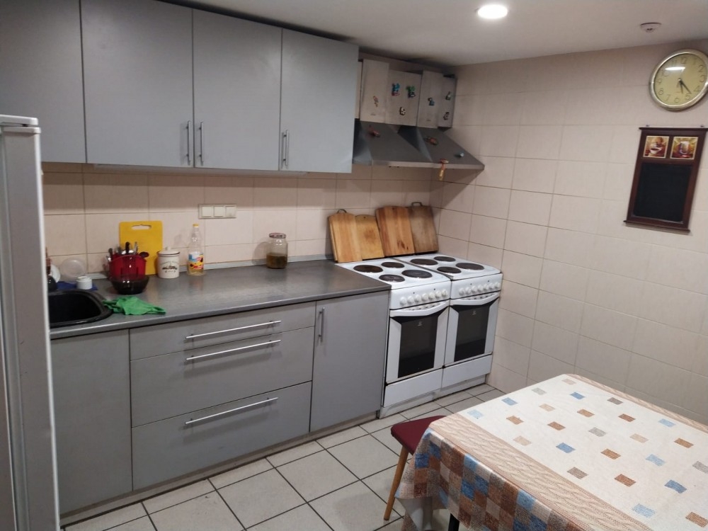 Аренда торгового помещения Жилое здание 