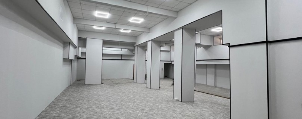 Продажа торгового помещения Жилое здание 