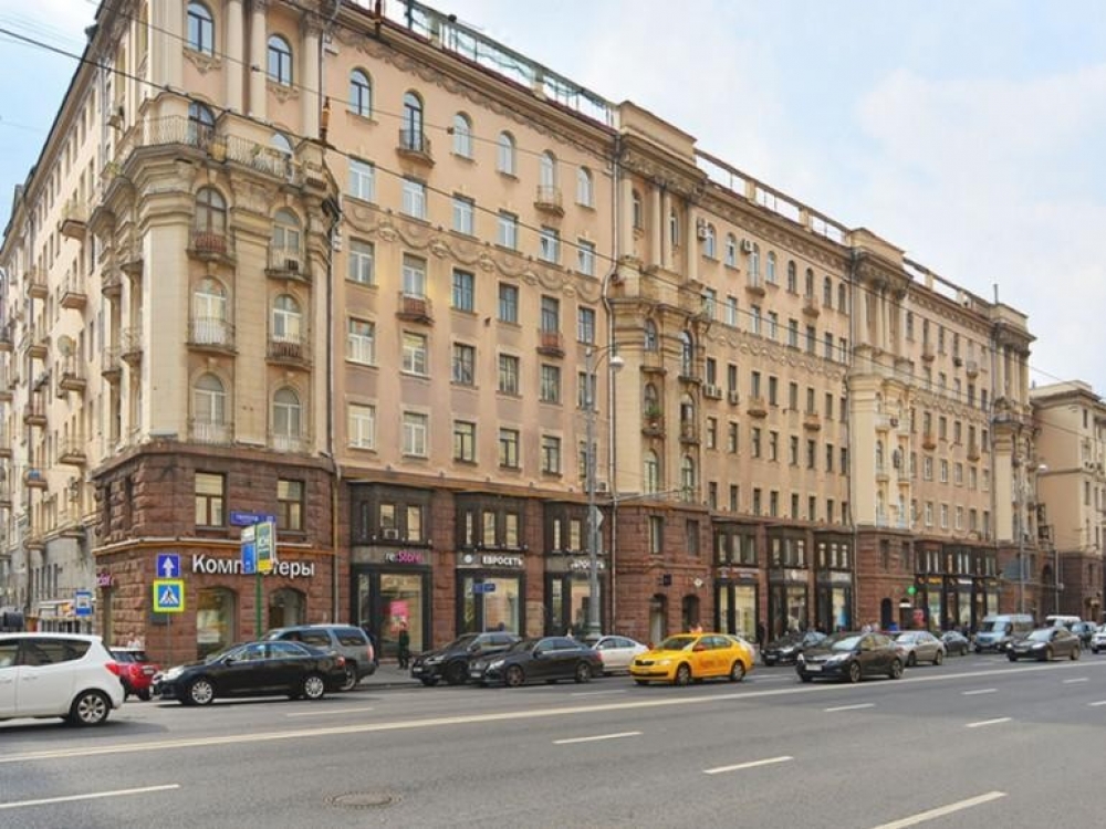 Продажа торгового помещения Москва, Тверская улица, 27с1