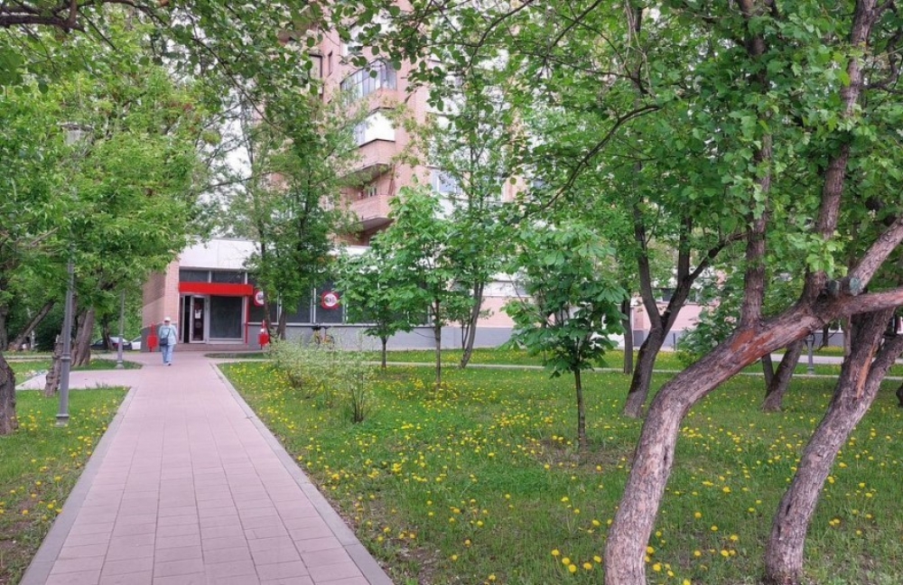 Аренда торгового помещения Жилое здание 