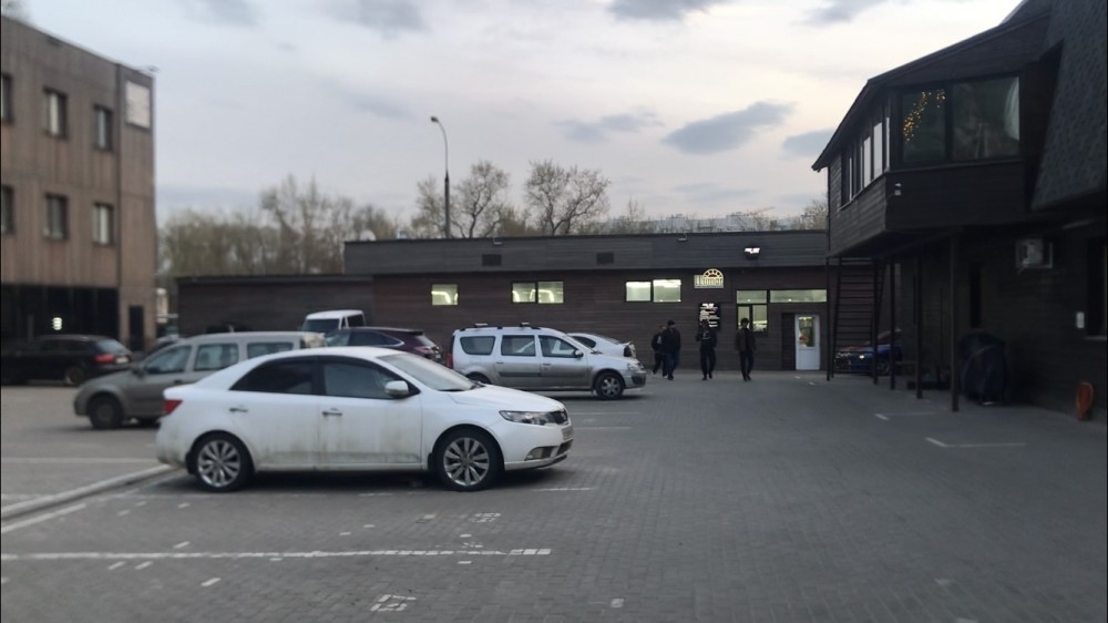 Аренда торгового помещения Административное Здание