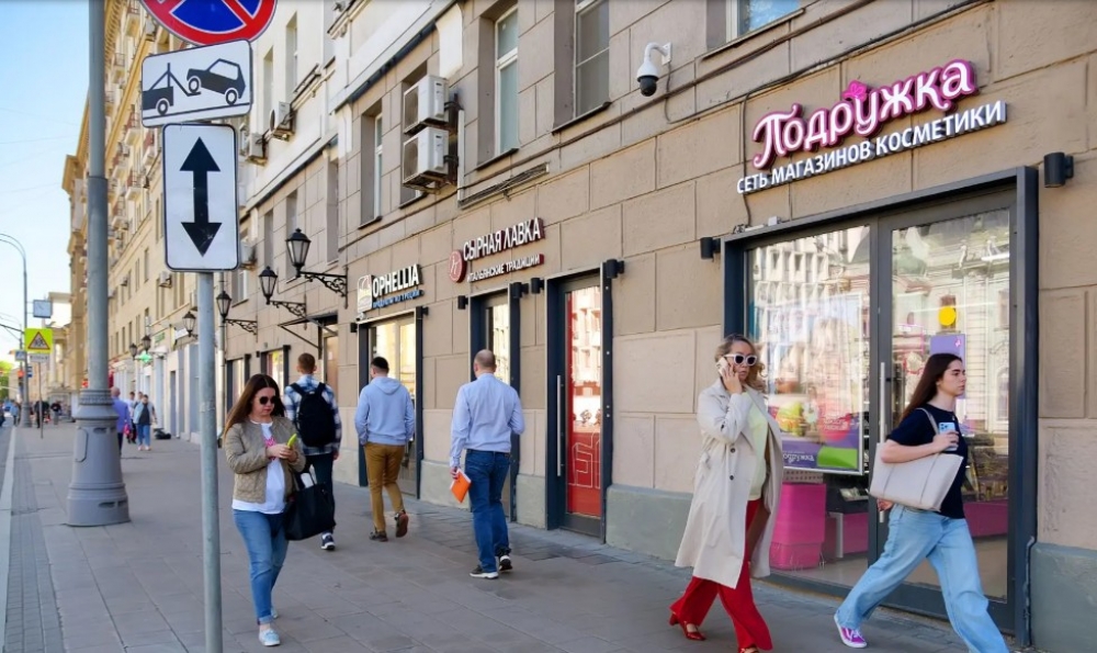 Аренда торгового помещения Жилое здание 