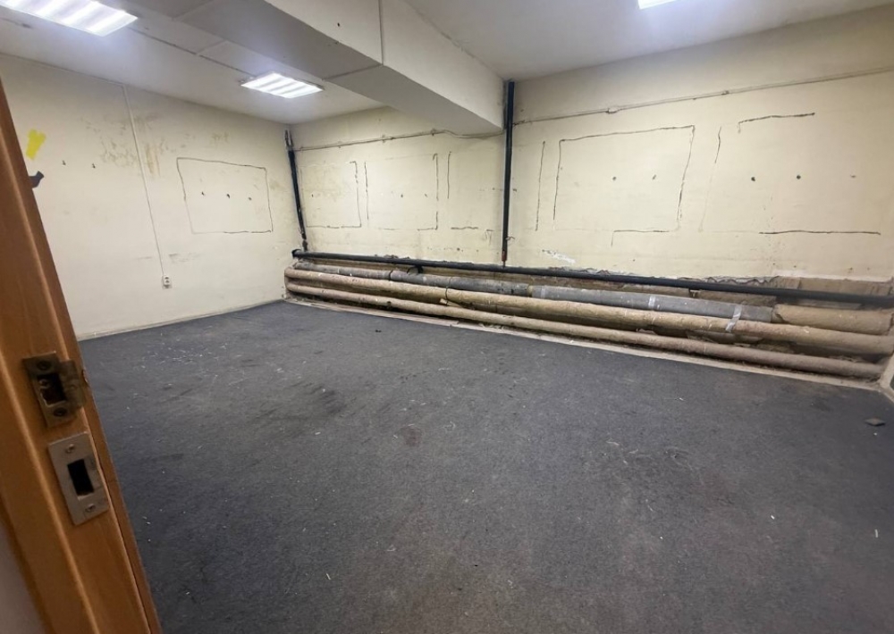 Аренда торгового помещения Жилое здание 