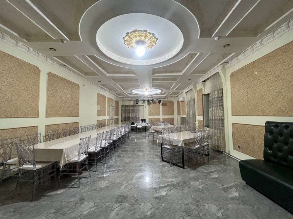 Продажа торгового помещения Жилое здание 