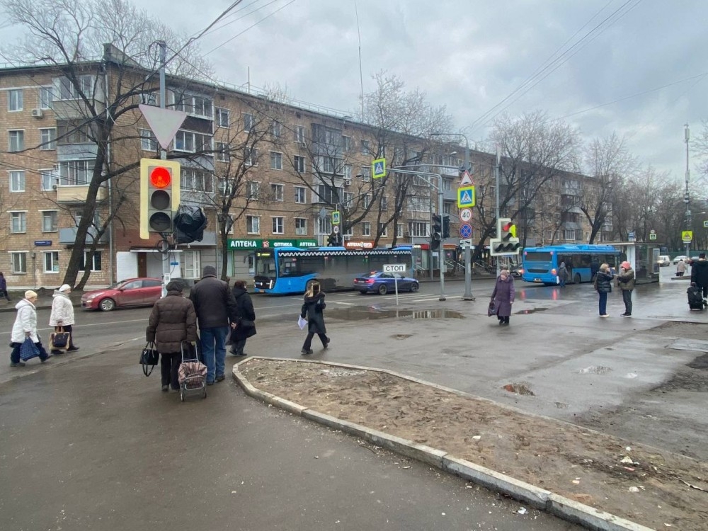 Продажа торгового помещения Жилое здание 