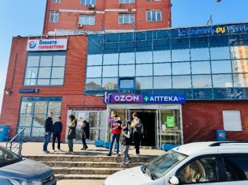 Аренда торгового помещения Жилое здание 