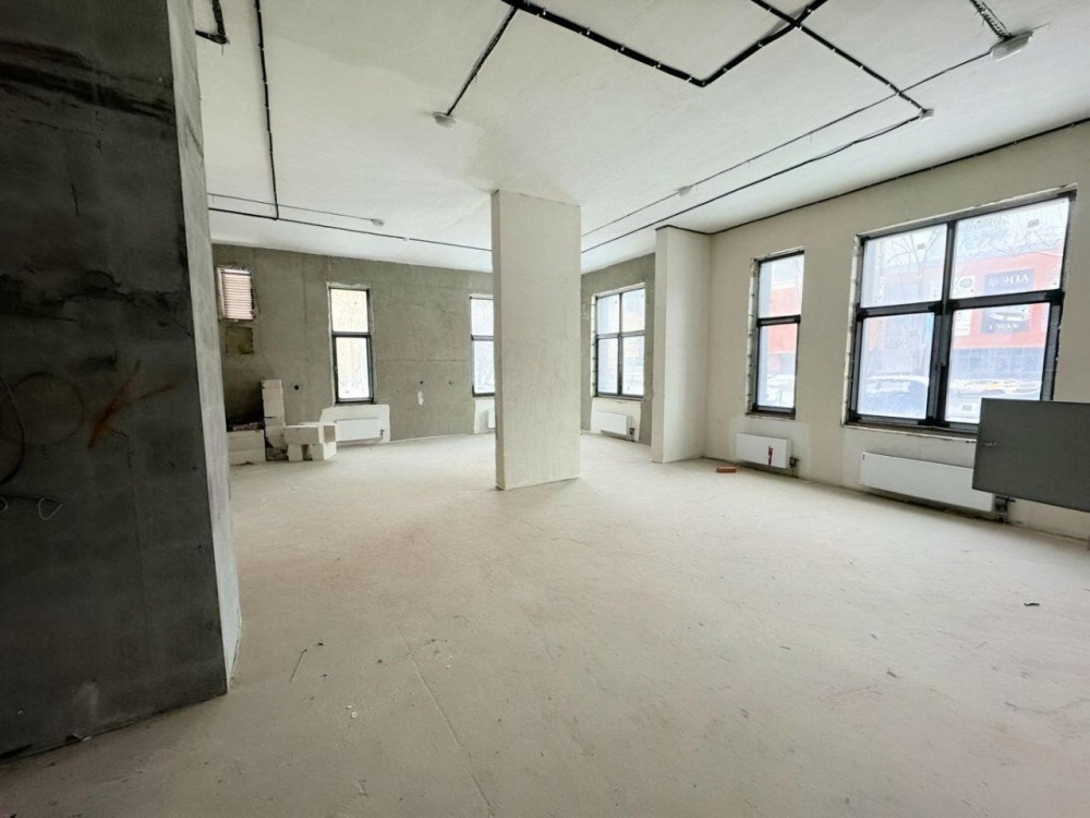 Аренда торгового помещения Жилое здание