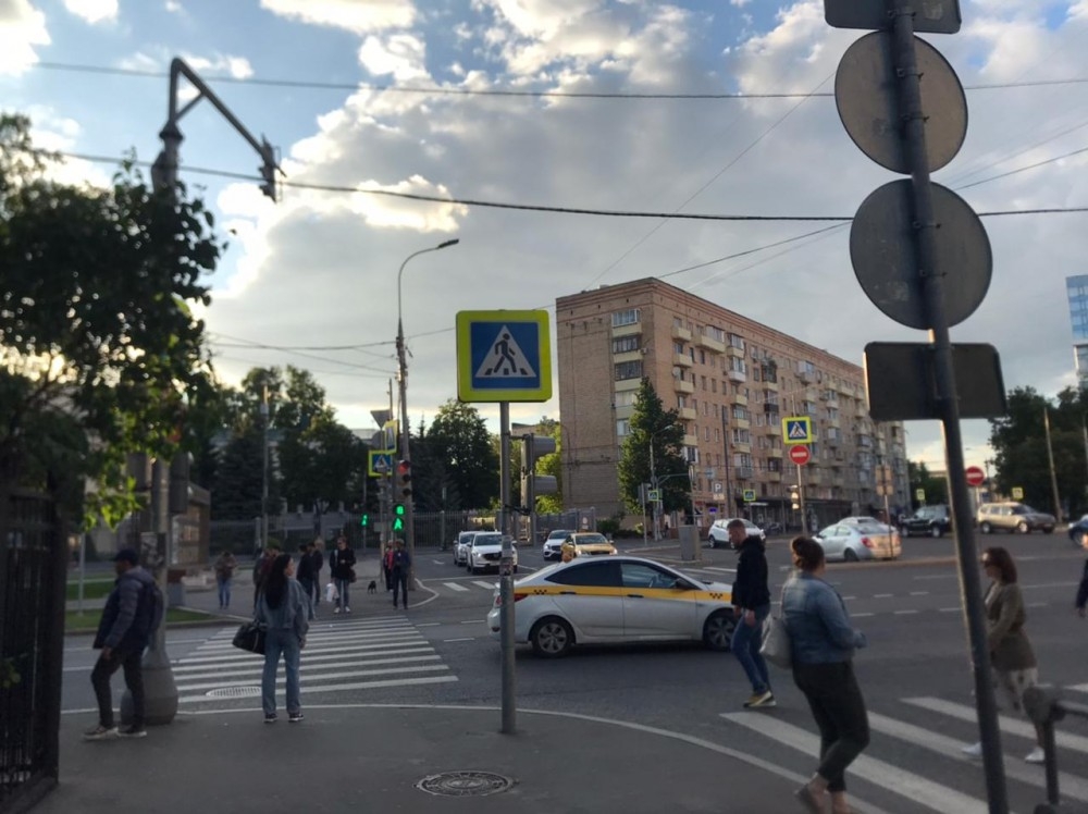 Продажа торгового помещения Жилой дом 